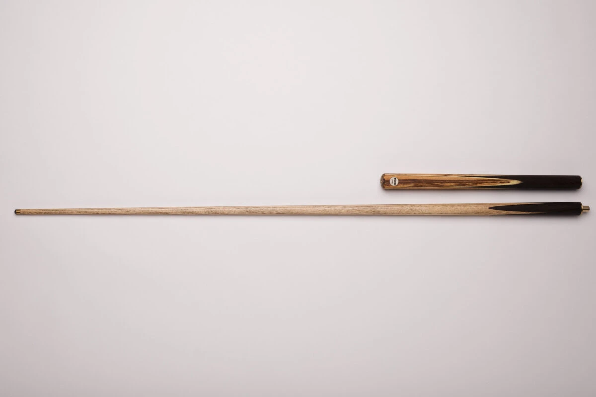 CUEL 605 Snooker-Queue (¾ Geteilt) 1 CUEL 605 Snooker-Queue (¾ Geteilt)