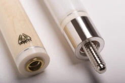 Demon DE0-002 Pool-Billard-Queue, 2-teilig, Mit Klebeleder, Vollholz-Oberteil, Leinen-Griffband Und 5/16x14-Gewinde 7 Demon DE0-002 Pool-Billard-Queue, 2-teilig, Mit Klebeleder, Vollholz-Oberteil, Leinen-Griffband Und 5/16x14-Gewinde -Buffalo Verkaufs-Shop demon de0 002 pool billard queue 2 teilig mit klebeleder4