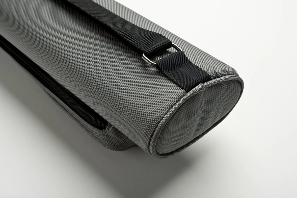 Cuel Billard-Köcher Sport Silber 2/4 Für Pool-Billard-Queues, Mit Schultergurt, Tragegriff Und Zwei Seitentaschen Für Billardzubehör 5 Cuel Billard-Köcher Sport Silber 2/4 Für Pool-Billard-Queues, Mit Schultergurt, Tragegriff Und Zwei Seitentaschen Für Billardzubehör – Bild 5