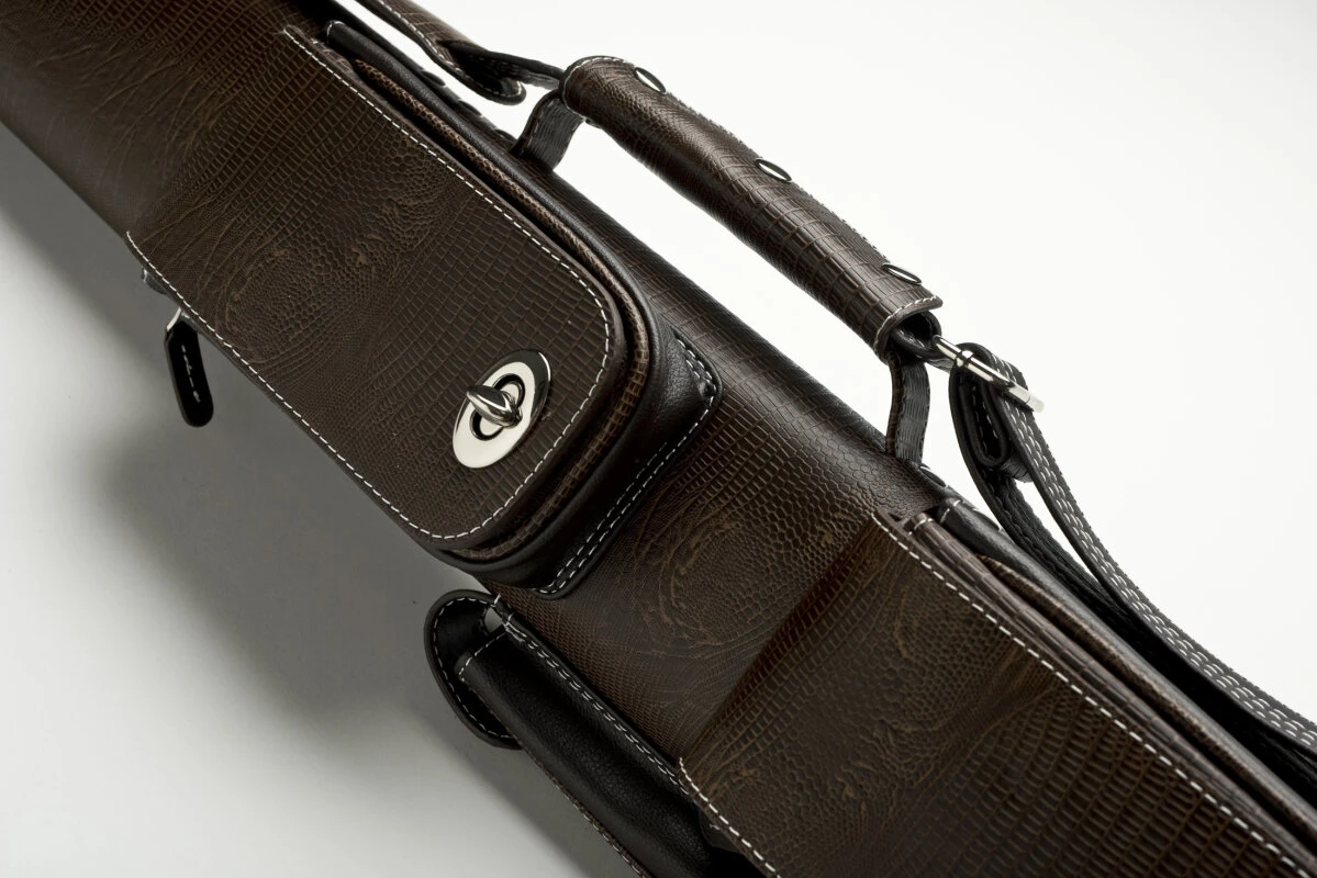 CUEL Billard-Köcher „Hustler Brown“ 2/2 Für Pool-Billard-Queues, Braun, Aus Feinem Kunstleder, Mit Drei Seitentaschen Für Billardzubehör 5 CUEL Billard-Köcher „Hustler Brown“ 2/2 Für Pool-Billard-Queues, Braun, Aus Feinem Kunstleder, Mit Drei Seitentaschen Für Billardzubehör – Bild 5