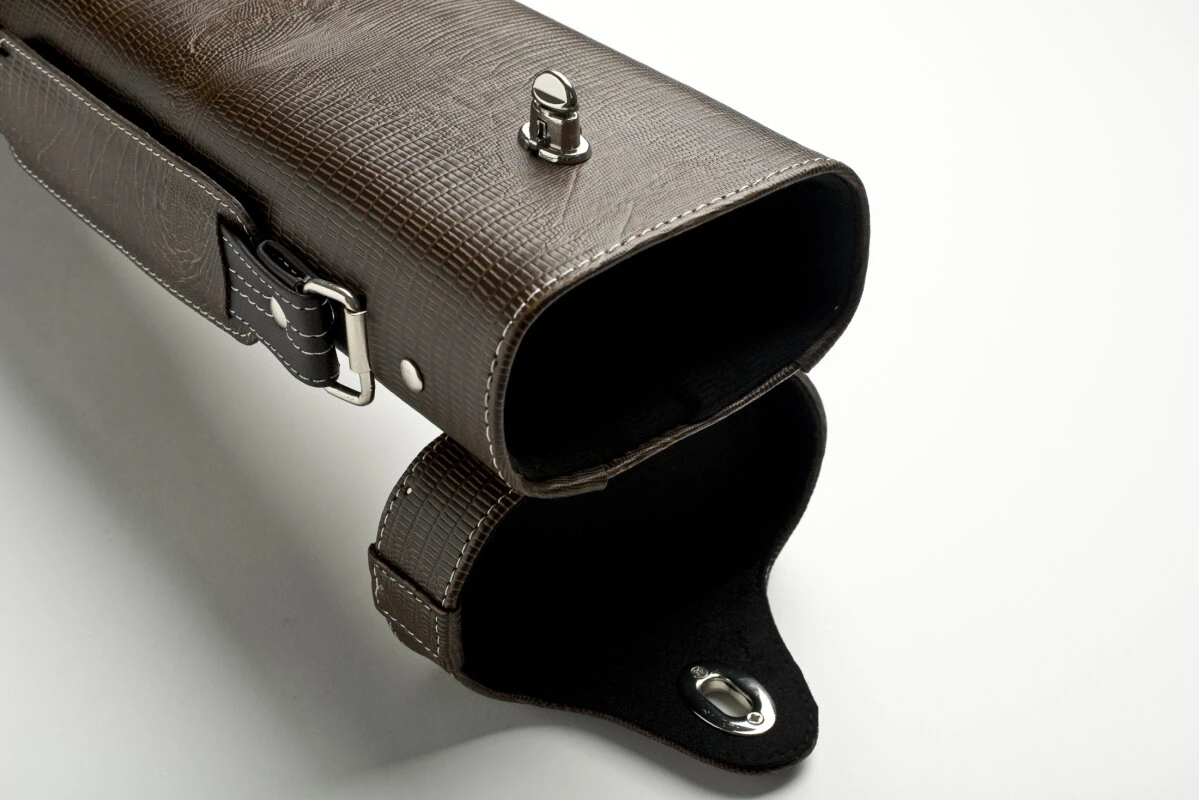 CUEL Billard-Köcher „Hustler Brown“ 3/5 Für Pool-Billard-Queues, Braun, Aus Feinem Kunstleder, Mit Drei Seitentaschen Für Billardzubehör 7 CUEL Billard-Köcher „Hustler Brown“ 3/5 Für Pool-Billard-Queues, Braun, Aus Feinem Kunstleder, Mit Drei Seitentaschen Für Billardzubehör – Bild 7