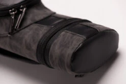 CUEL Billard-Köcher Suede Black 2/2 Für Pool-Billard-Queues, Aus Kunst-Wildleder, Mit Schultergurt, Tragegriff Und Zwei Seitentaschen Für Billardzubehör -Buffalo Verkaufs-Shop koecher suede black 22 fuer pool billard queues3