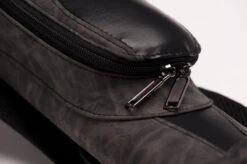 CUEL Billard-Köcher Suede Black 2/2 Für Pool-Billard-Queues, Aus Kunst-Wildleder, Mit Schultergurt, Tragegriff Und Zwei Seitentaschen Für Billardzubehör -Buffalo Verkaufs-Shop koecher suede black 22 fuer pool billard queues7