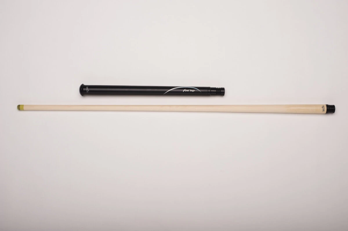 MIT MJ1-002 „Fatal Leap“ Jump-Queue, 2-teilig, Schwarz, G10-Spitze, Gewindeschoner 3 MIT MJ1-002 „Fatal Leap“ Jump-Queue, 2-teilig, Schwarz, G10-Spitze, Gewindeschoner – Bild 3