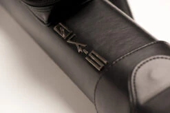 QK-S Billard-Köcher Artillery 2/3 Für Pool-Billard-Queues, Aus Vinyl Und Nylon, Mit Schultergurt, Tragegriff Und Seitentaschen Für Billardzubehör -Buffalo Verkaufs-Shop qk s koecher artillery fuer pool billard queues6